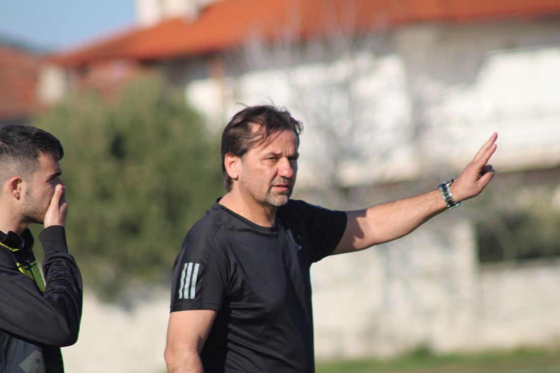 Ο Σπύρος Γόγολος