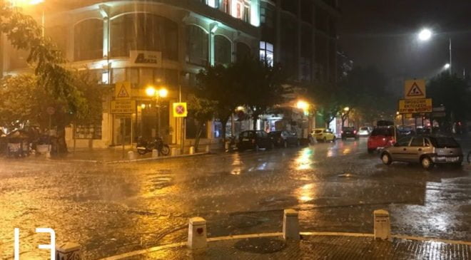 Ισχυρή καταιγίδα σε Θεσσαλονίκη και Χαλκιδική – Χάρτης με τα καιρικά φαινόμενα τώρα