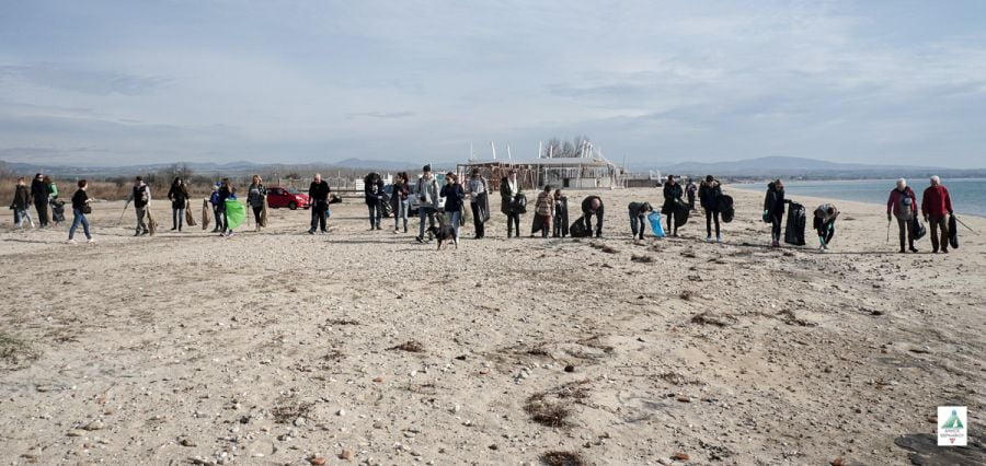 καθαρισμός παραλίας