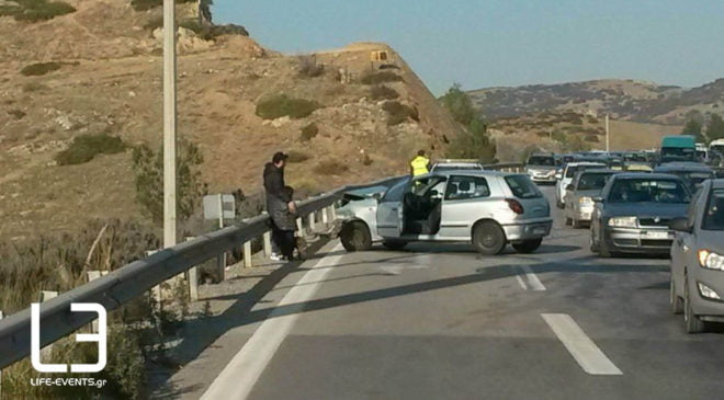 Θεσσαλονίκη: Τροχαίο στον Περιφερειακό με έναν τραυματία
