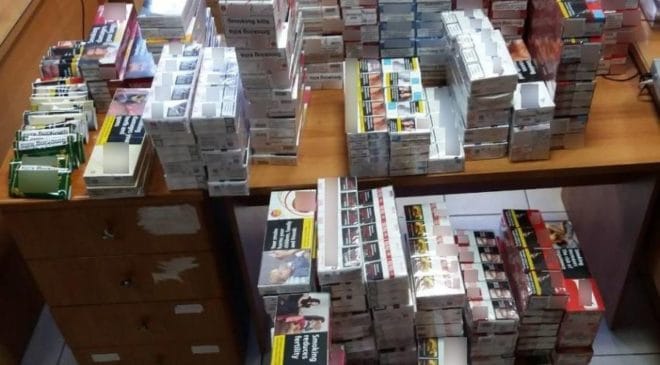 Χαλκιδική: 39χρονη είχε στην κατοχή της τεράστια ποσότητα λαθραίων πακέτων με τσιγάρα