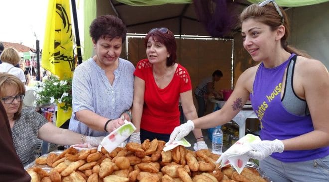 Χόρτασαν πιροσκί στην Ευκαρπία Κιλκίς (ΒΙΝΤΕΟ & ΦΩΤΟ)