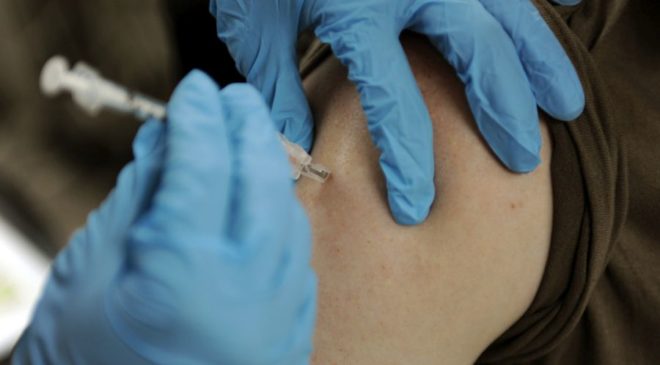 Tο αντιγριπικό εμβόλιο μειώνει τον κίνδυνο νόσησης