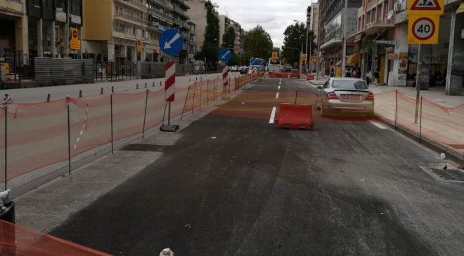 Μετρό Θεσσαλονίκης: Φεύγουν οι λαμαρίνες και από την Πλατεία Δημοκρατίας