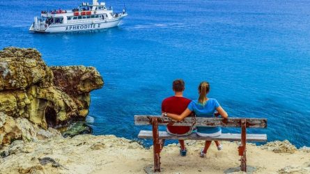 Καλοκαιρινές διακοπές: Μαζί ή χώρια;