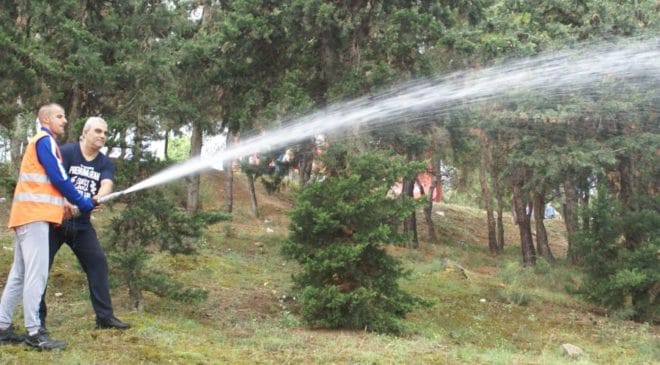 Εθελοντική δράση καθαρισμού και δενδροφύτευσης στο στρατόπεδο Στρεμπενιώτη