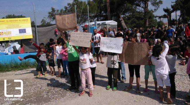 Μαθήματα στα σχολεία του Πολυγύρου αρχίζουν τα προσφυγόπουλα