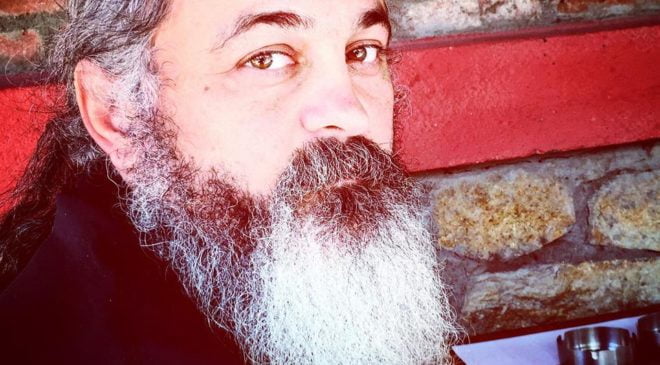 Υλη: Αναγκαιότητα ή παγίδα; Απαντήσεις από τον πατέρα Μάξιμο (ΒΙΝΤΕΟ)