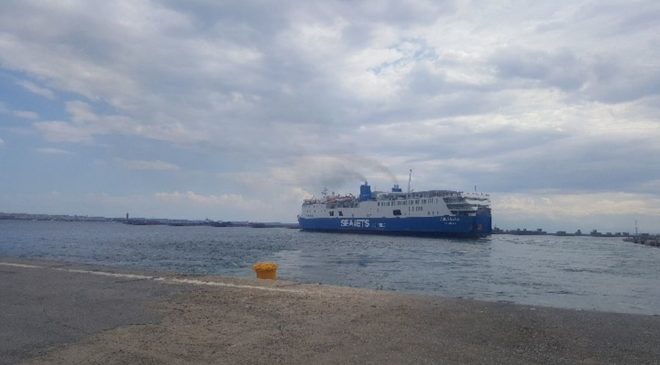 Κρήτη: Απίστευτο περιστατικό – Μπήκε στο πλοίο αλλά άφησε ανοιχτή τη μηχανή του στο λιμάνι