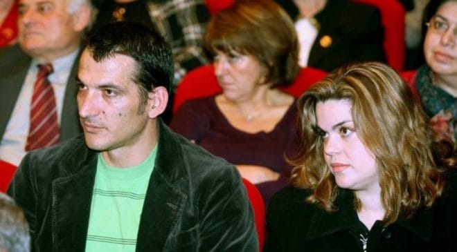 Συγκινεί ο Πύρρος Δήμας – Τι λέει για το χαμό της γυναίκας του και το ρατσισμό